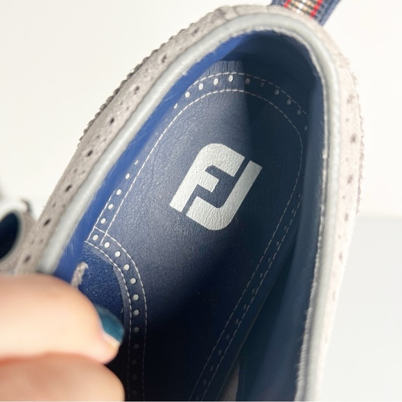 FootJoy FJ Flex LE1 56113 Mens Gray Suede Wingtip Spikeless Golf Shoes 8 - Picture 7 of 8